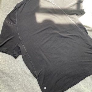 Men’s Lululemon Athletic Top